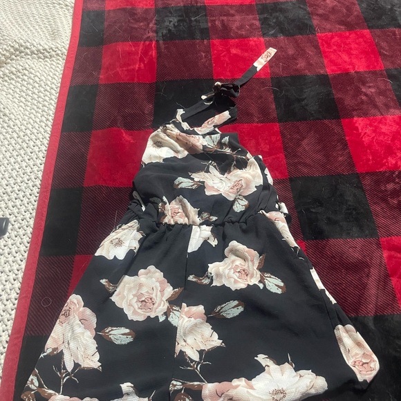 SHEIN romper - Picture 3 of 3